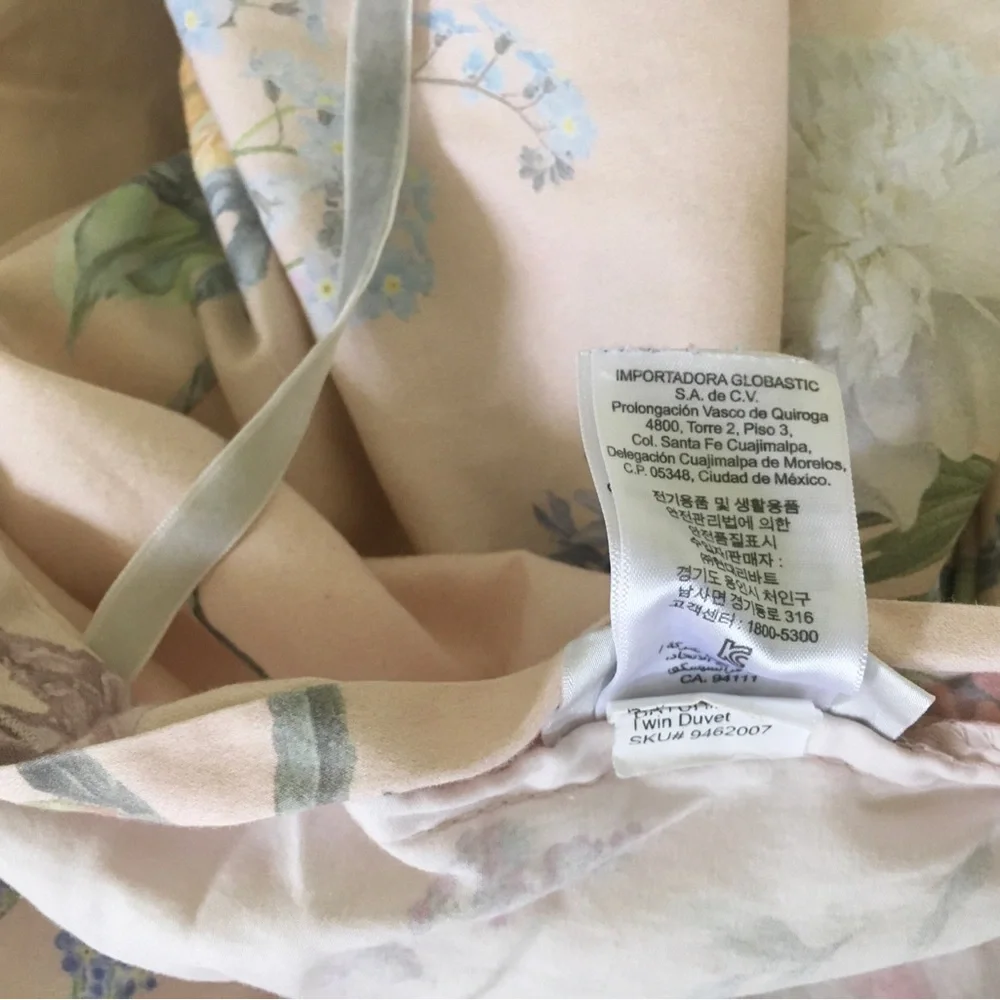 Monique Lhuillier for Pottery Barn Floral Bouquet Organic Duvet Cover